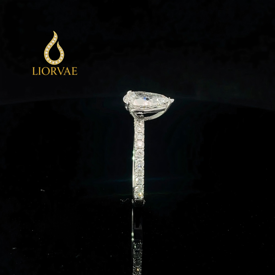 Liorvae Star Of Africa Solitaire